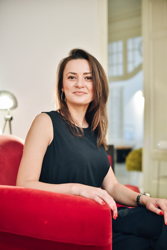 mihaela-barbu-head-of-new-media-zaga-brand-communication-manager-cronicari-digitali-full